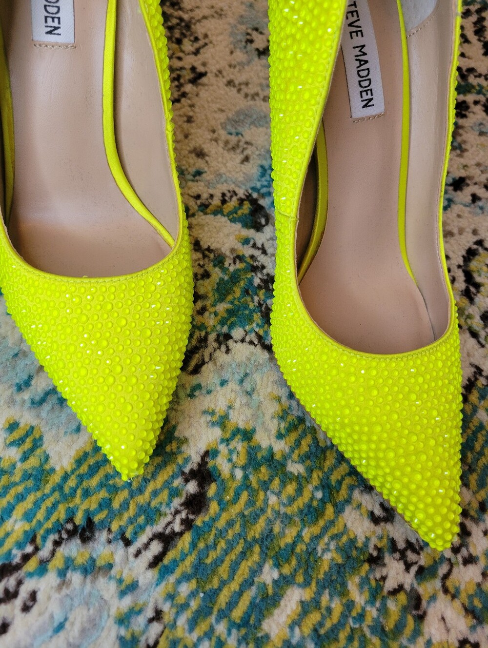 Steve Madden Daisie Rhinestone Stiletto Pumps In Citron Yellow, Size Womens 8.5 - Picture 4 of 7